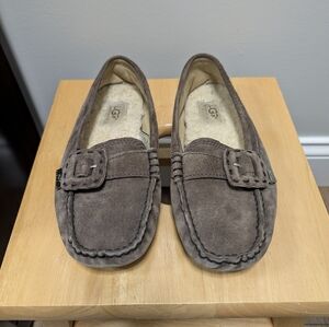 UGG Women's Taupe Suede Slippers/Driving Moccasins